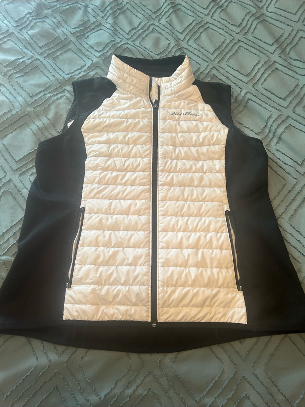 Eddie Bauer White Quilted Front Black Side Vest - XL
